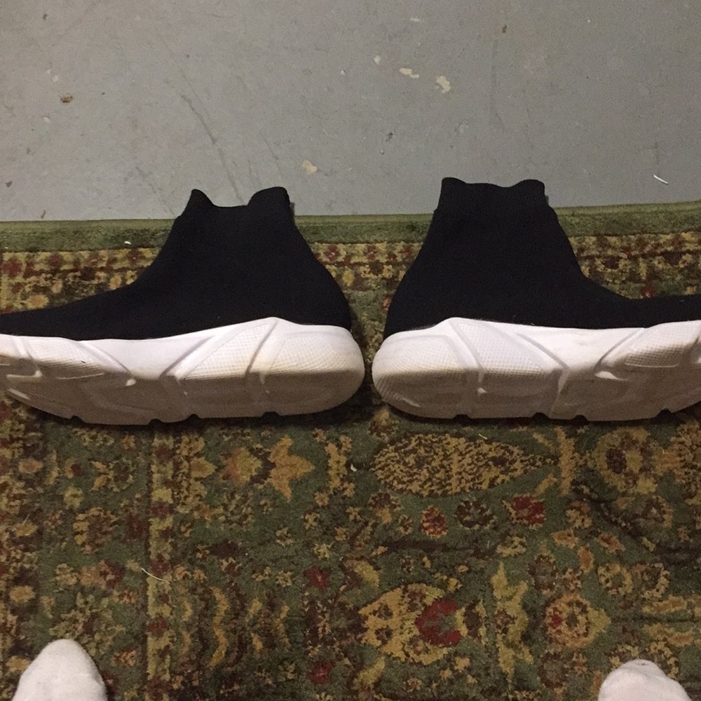 No name shoes worn once